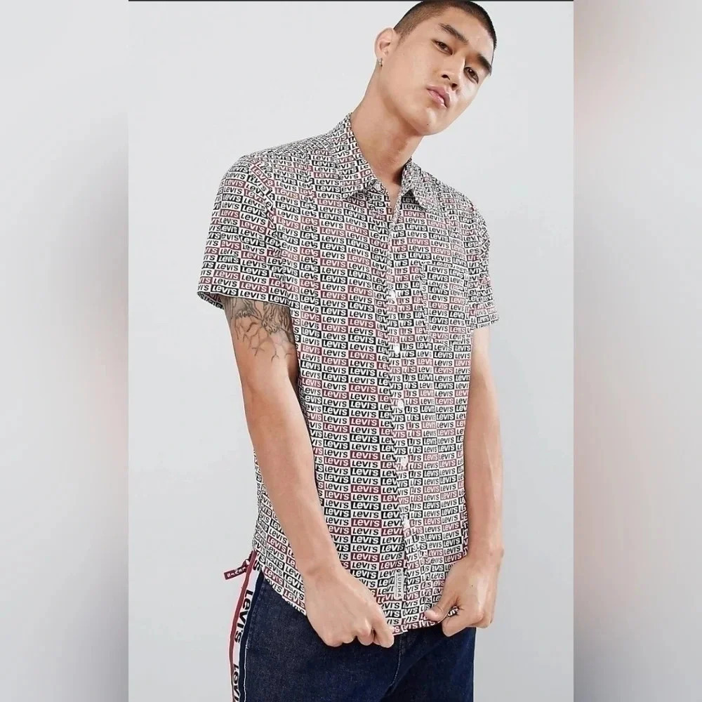 Levi's Large Short Sleeve Sunset One Pocket Sport Classic Shirt All Over‎ Logo